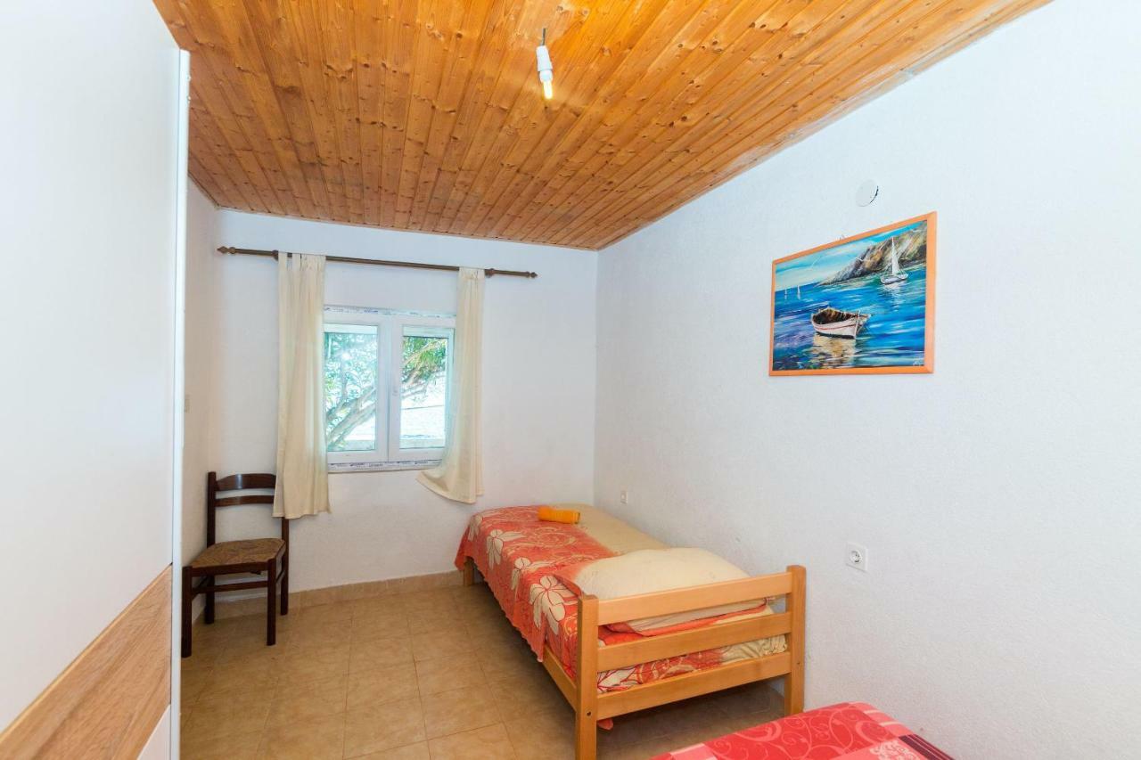 Apartments Robinzon Petar Gdinj Bagian luar foto