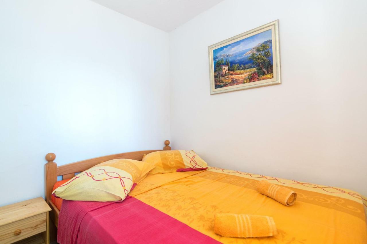 Apartments Robinzon Petar Gdinj Bagian luar foto